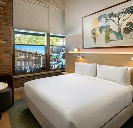 Rooms & Suites